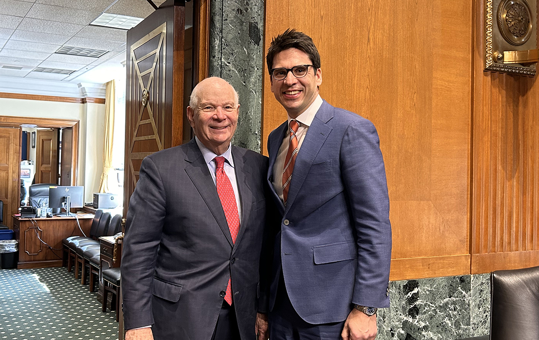 Marko Vujicic, Ph.D., ADA chief economist and vice president of the Health Policy Institute, right, poses with Sen. Ben Cardin, D-Md.